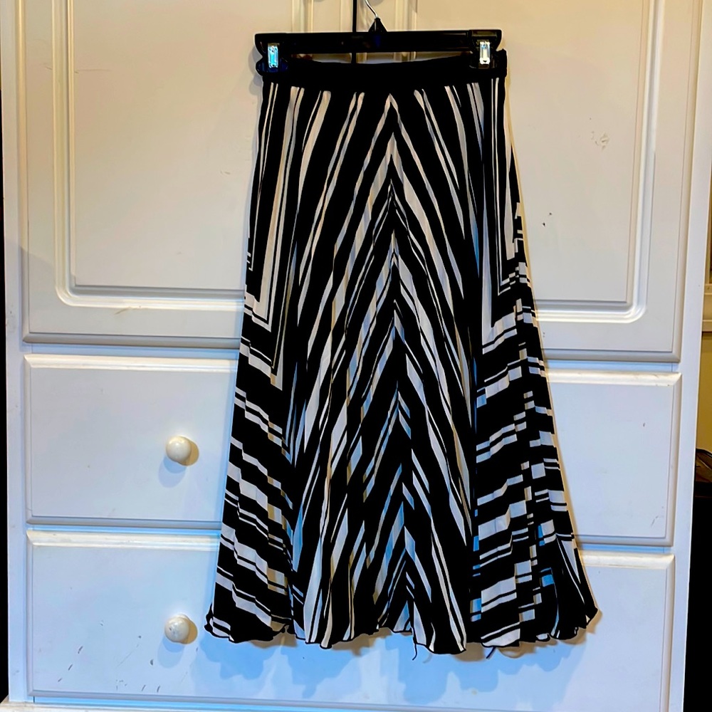 H&M pleated black and white skirt.